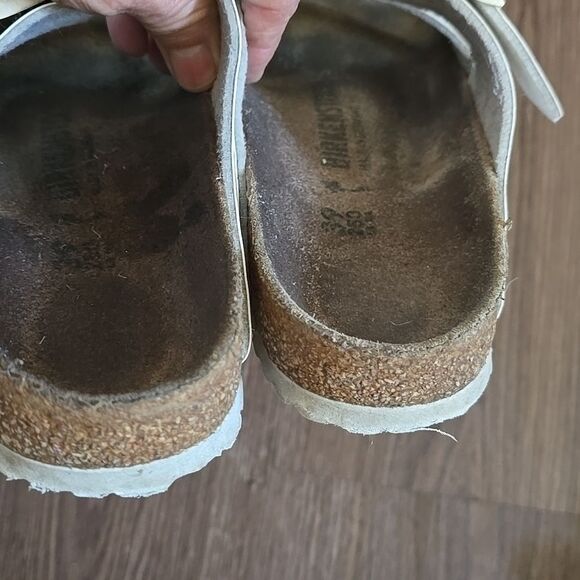 Birkenstock Arizona White Sandals Size 39 | - Picture 6 of 9